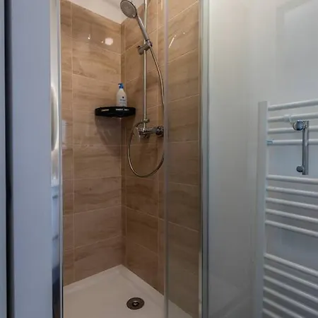 L E Trianon B Avec Salle De Sport Rouen